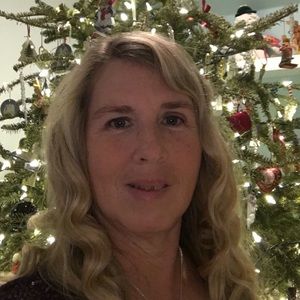 Meet your Posher, Sharon